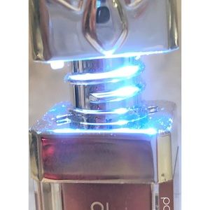 😘Karl Lagerfield 💡Up Gloss 🆕